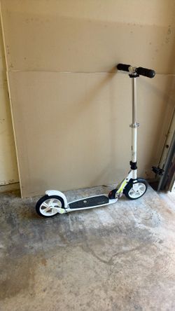 Micro Classic White Scooter