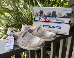 Sketchers Bob’s espadrille size 6- New in box