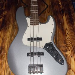 Fender Squier Affinity Series Jazz Bass