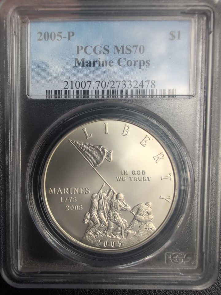 2005 P - Commemorative Silver Dollar Marine Corps 250th Anniversary
