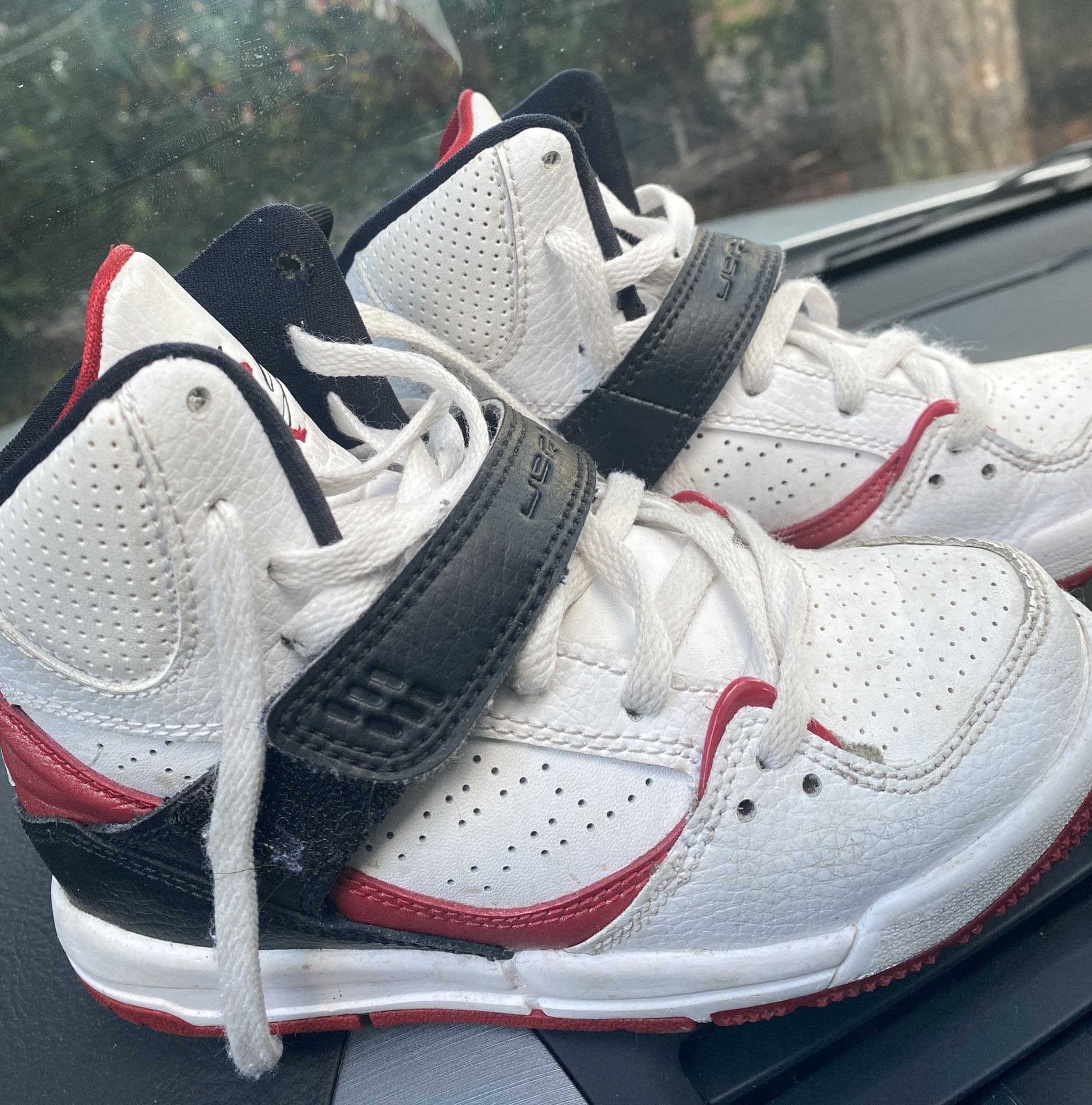 Nike Jordan Flight 45 High Youth 3Y Basketballi Shoes White Red Black CI5760-130 PREOWNED
