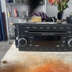 2013 Jeep Radio CD Head Unit