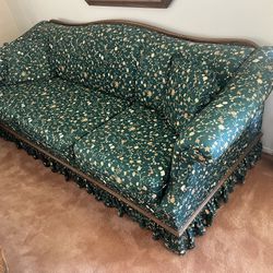 Green Floral Couch And Loveseat 