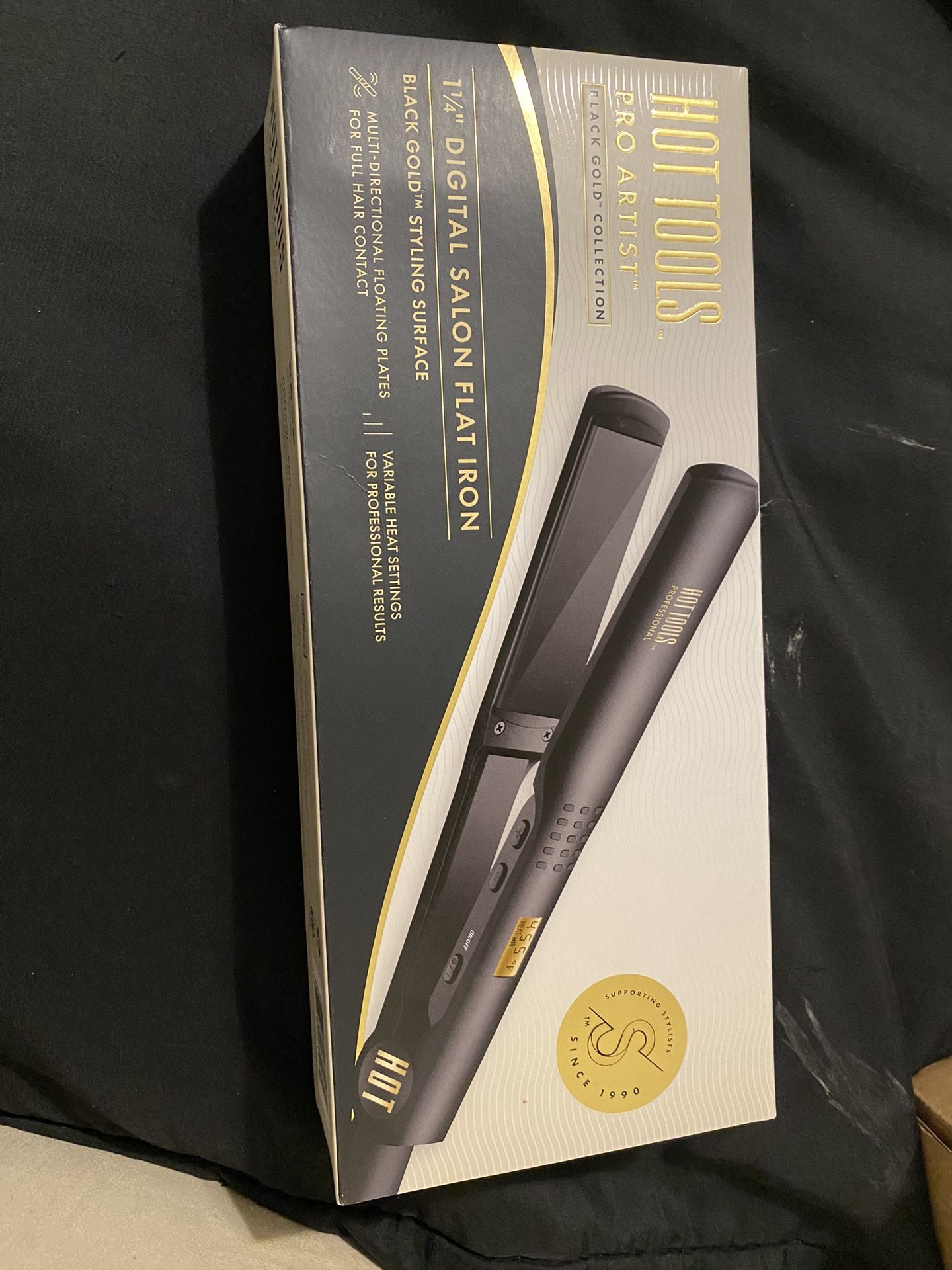 HOT TOOLS PRO ARTIST DIGITAL FLAT IRON