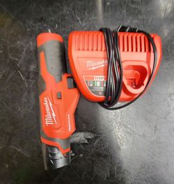 Milwaukee M12  trap snake