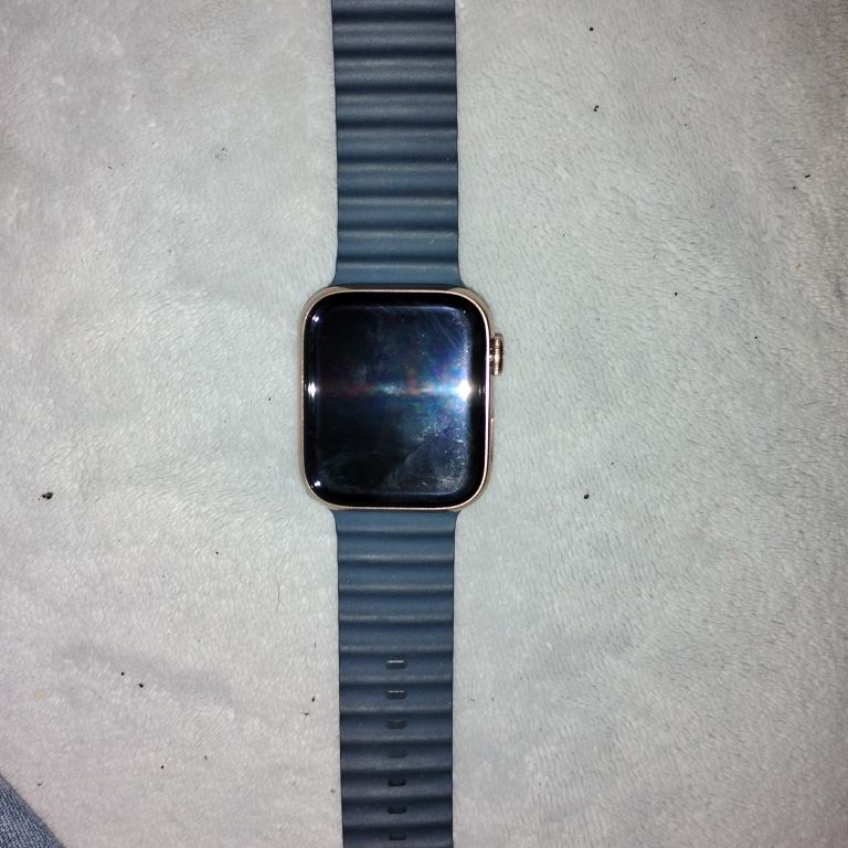 Gold Apple Watch Series 4 Brand New 