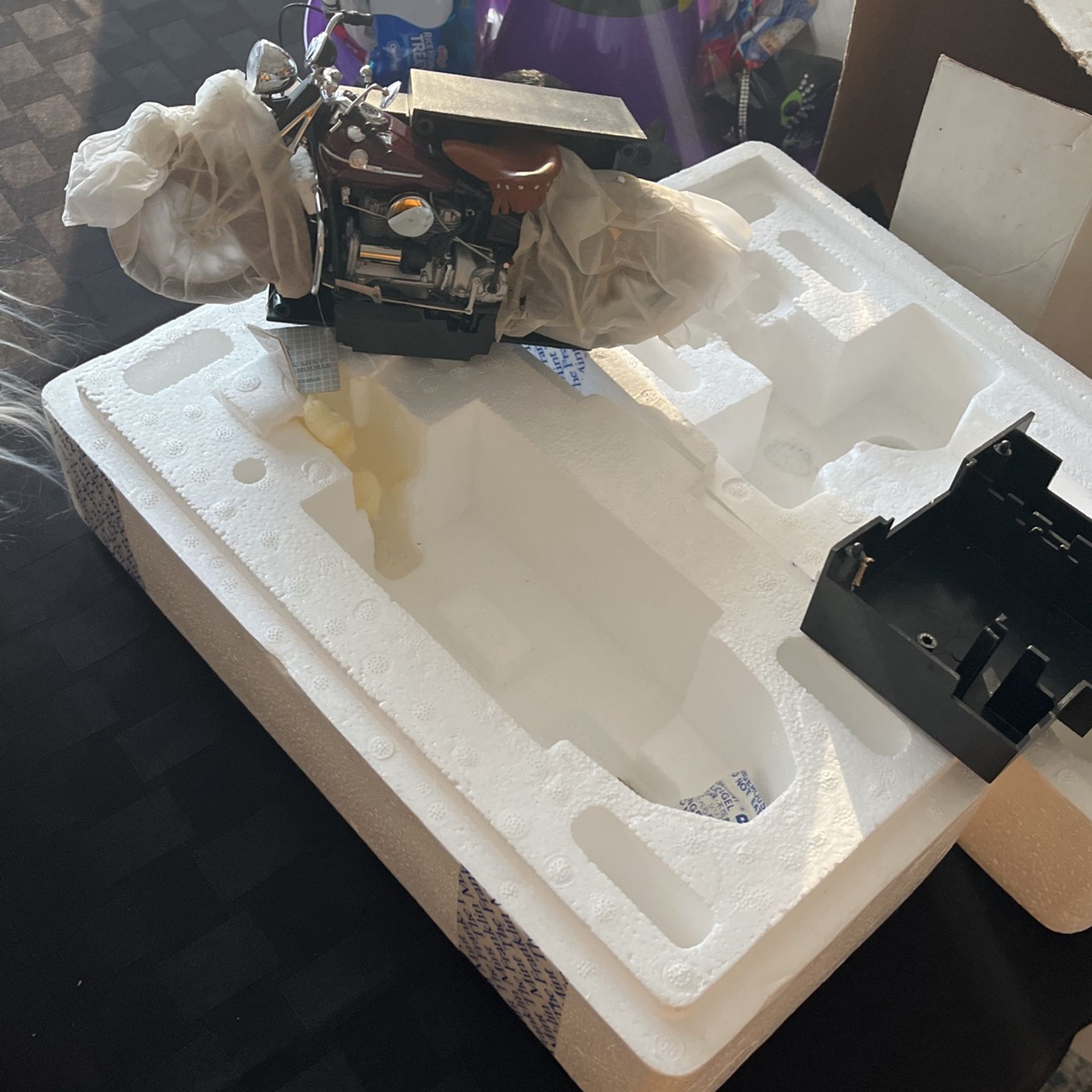 Franklin Mint 1948 Indian Motorcycle, Never Opened Until Now