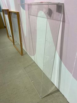 Plexi-plastic Display Lid