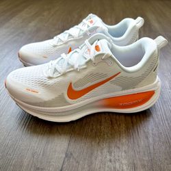 NEW Nike Vomero 18 TB White Bright Ceramic IB4032-108 Women’s Size 9 No Box Lid