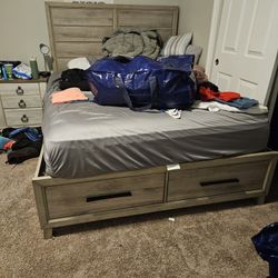 Queen Bed