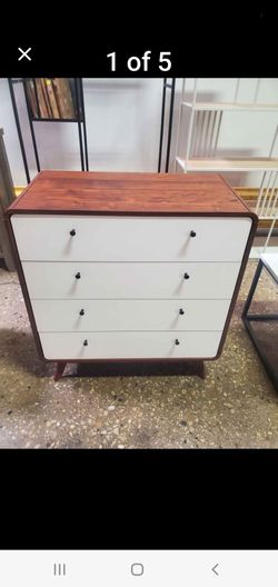 New Mid Century Modern 4 Drawer Chest Dresser(New In A Box)
