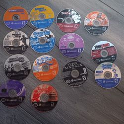 15 Nintendo Gamecube Games And Microphone 