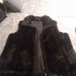 Fur sleevless Jacket