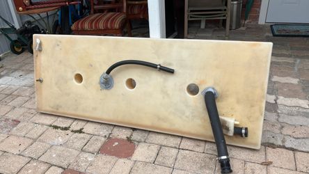 Marine fuel tank