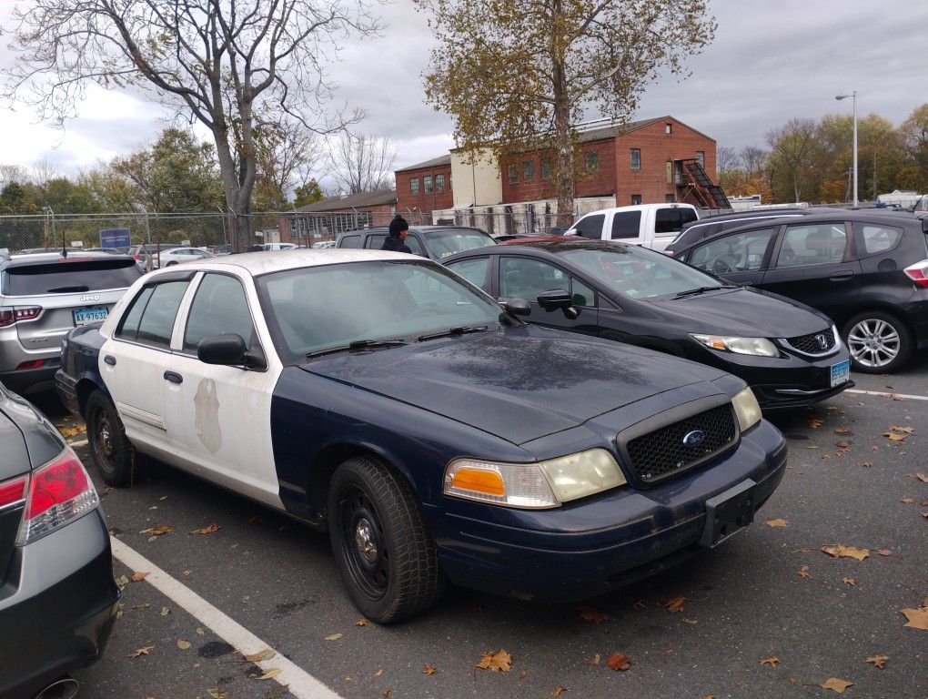2011 Ford Crown Victoria