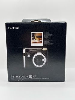 Fujifilm Instax Square SQ40 Instant Camera with 20sheets film