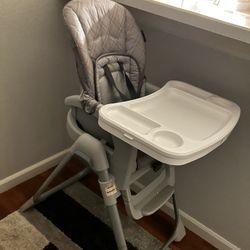 High Chair Like New 