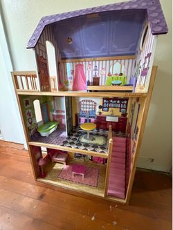 Dollhouse