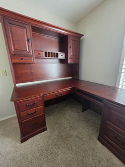 3 Piece Office Desk with Storage. L-Shaped