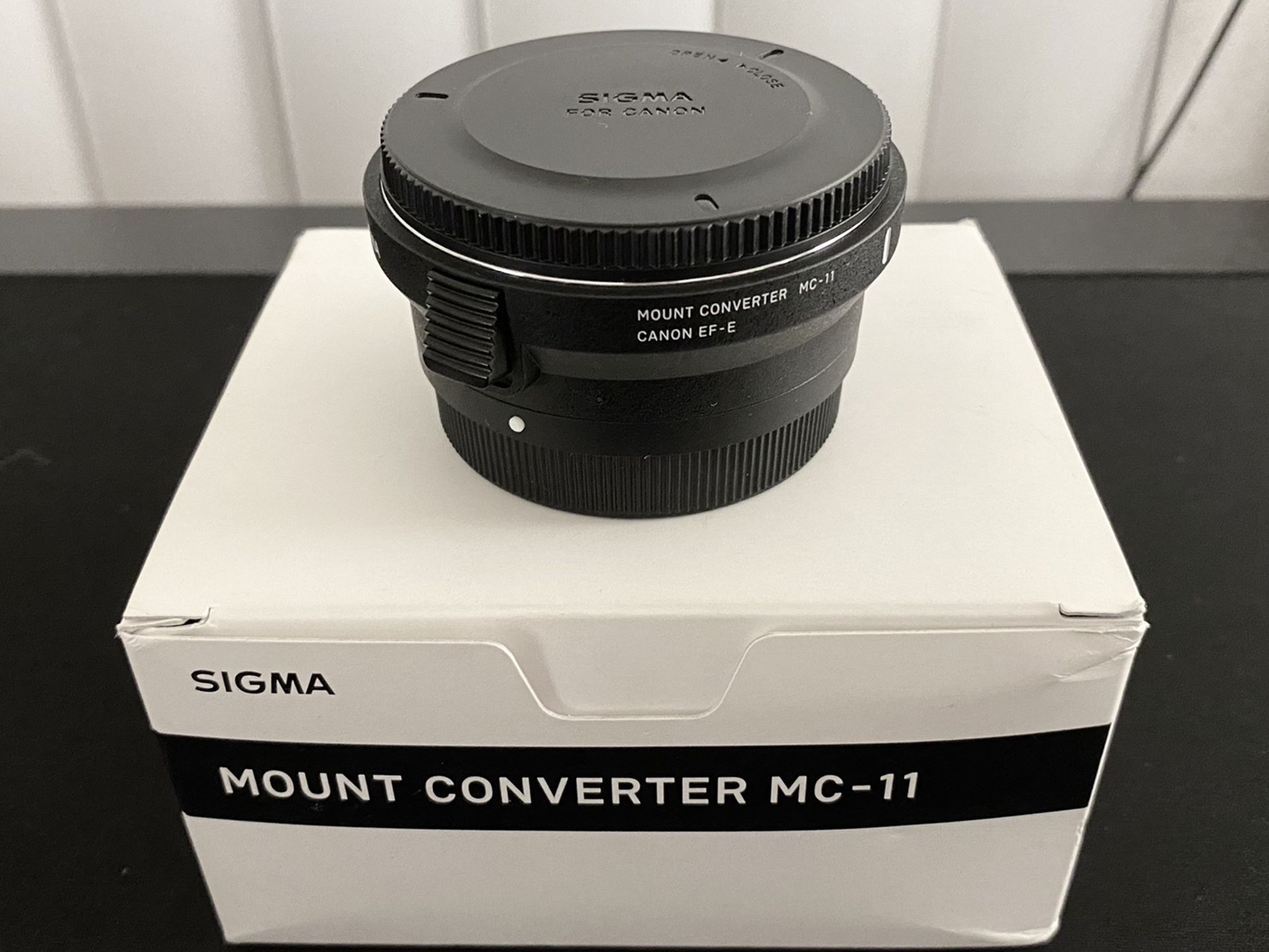 Sigma MC-11 Canon EF-Sony E mount Adapter