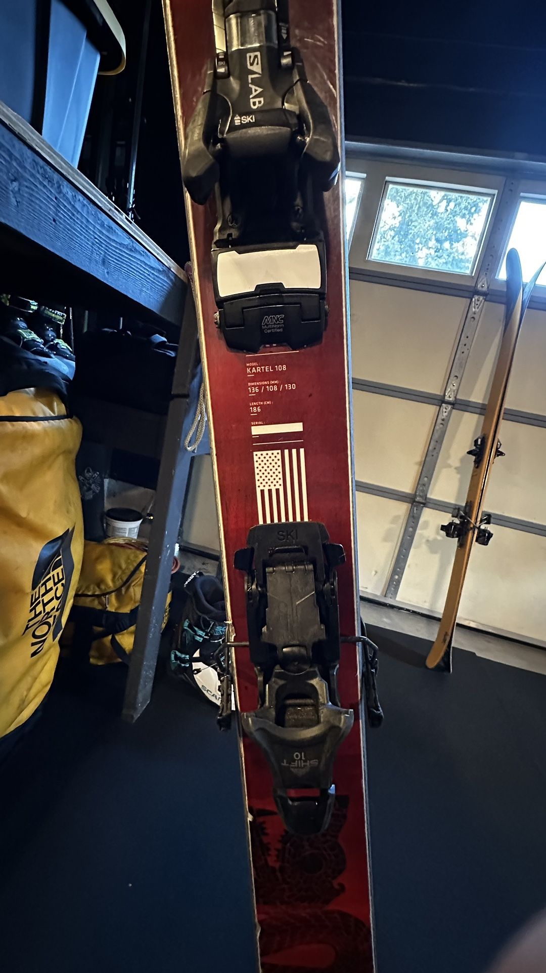 salomon 108 skis Stance W 88 The E STANCE 84 from Salomon is an all Salomon 182 cm Rocker2 108