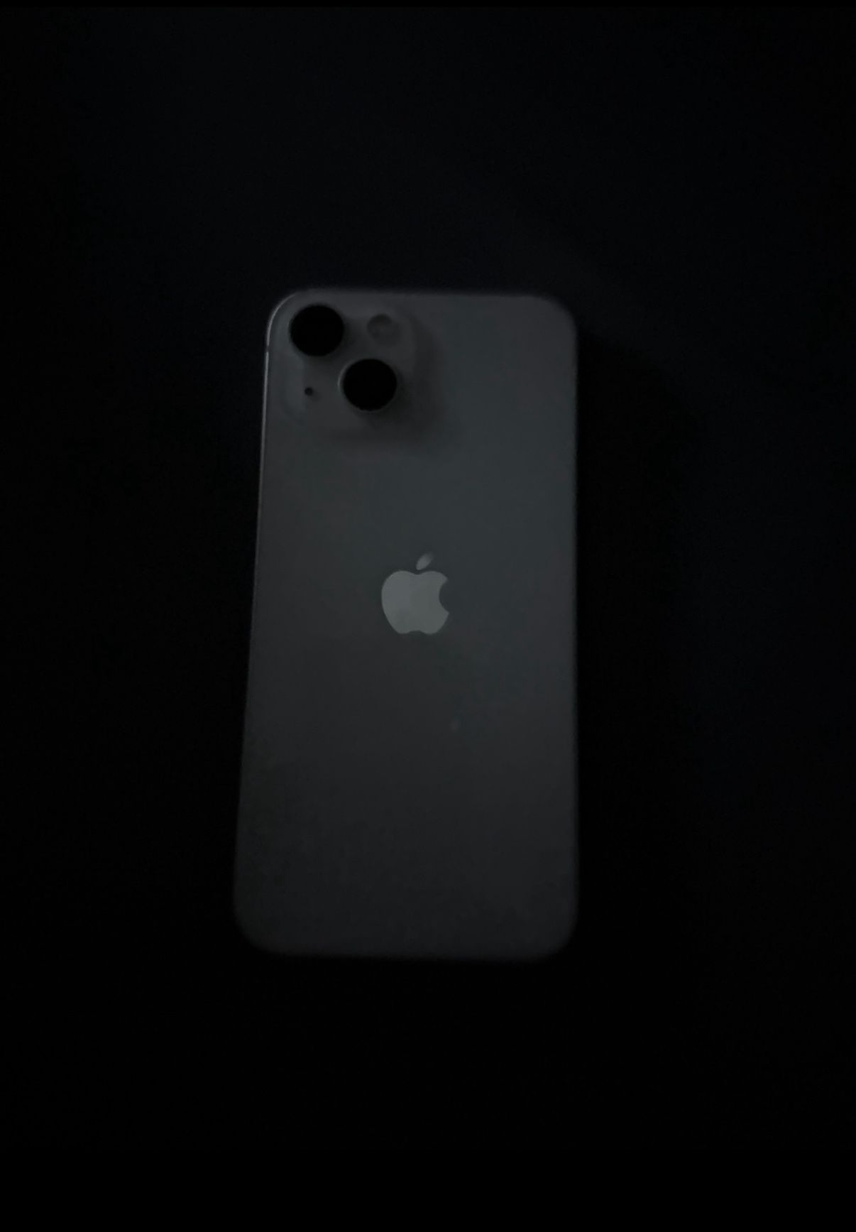 White iphone 13