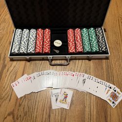 Poker Chip Set - 11.5g Poker Set with Cards, Button, Carrying Case, and 500 Poker Chips
