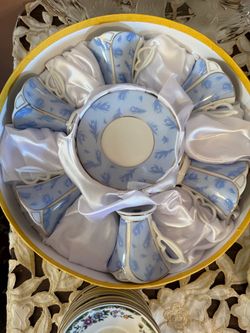 CC&T Blue Peacock Feather Coffee/Tea Set – in Gift Box
