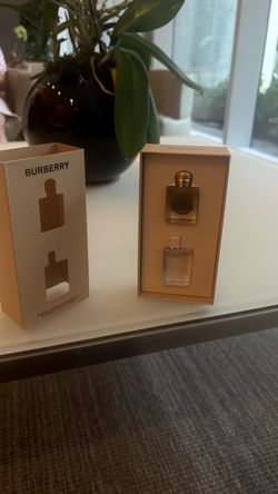 Burberry Goddess Fragrance Mini Set