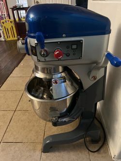 Vollrath 40757 20 Qt. 3- Speed Bench Mixer