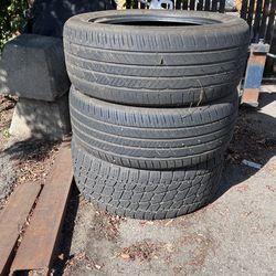 Tires Used 265/50/20