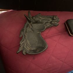 Mixed metal molded Horse plate-ashtray.