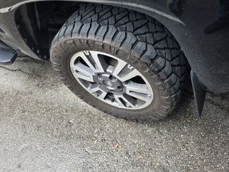 2021 Tundra Platinum Rims With Nitto Ridge Glapper 33x12.50R20 LT. NO TPMS