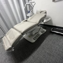 Professional Grade Salon Chair