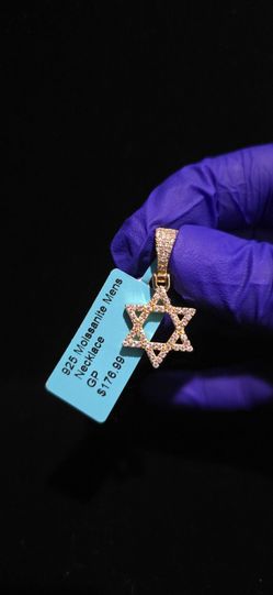 Gold Finish 925 Sterling Silver Moissanite Star of David