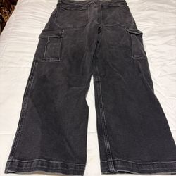 Men's Black Cargo Denim Jeans Straight Leg, Button Accents, Cargo Pockets
