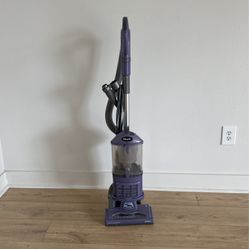 Shark NV352 Navigator Lift Away Upright Vacuum