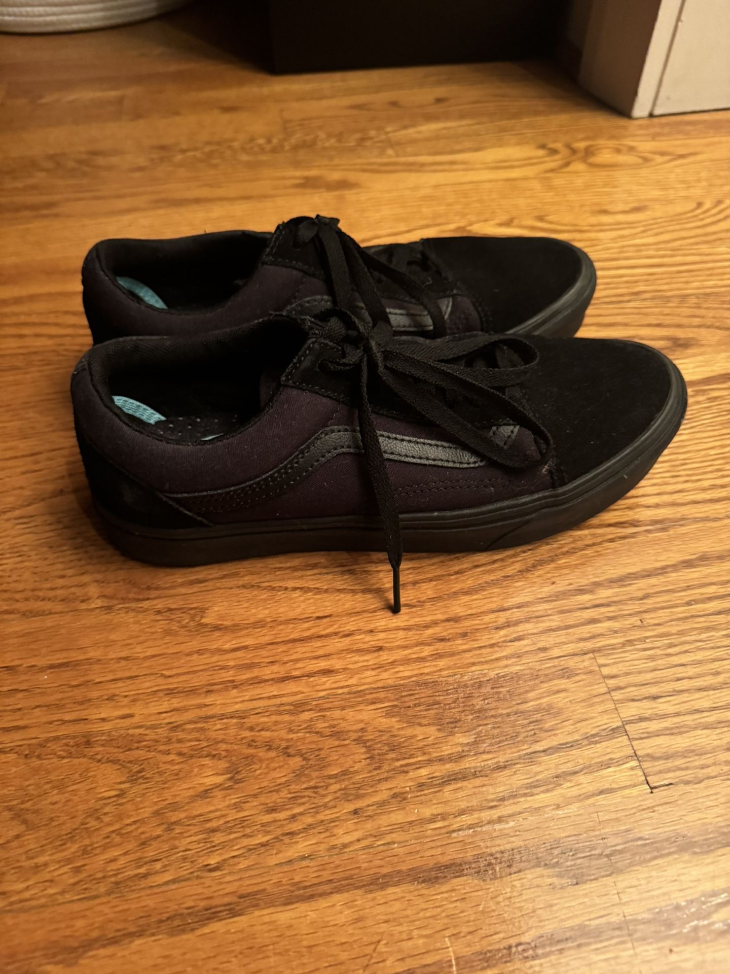 Vans black shoes size 8 mens