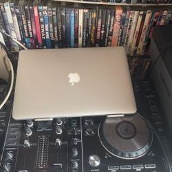 2017 MacBook Pro  💻 