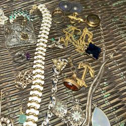 Vintage Trifari Jewelry 