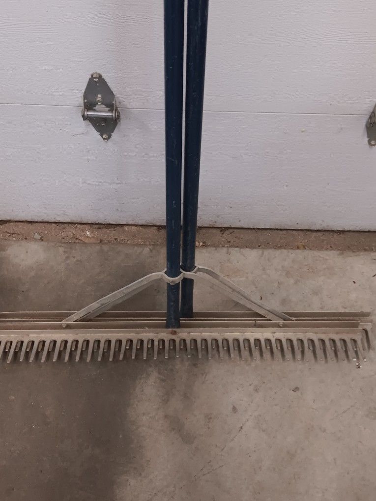 2 Industrial Rakes