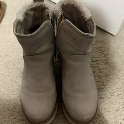 Girls'  boots