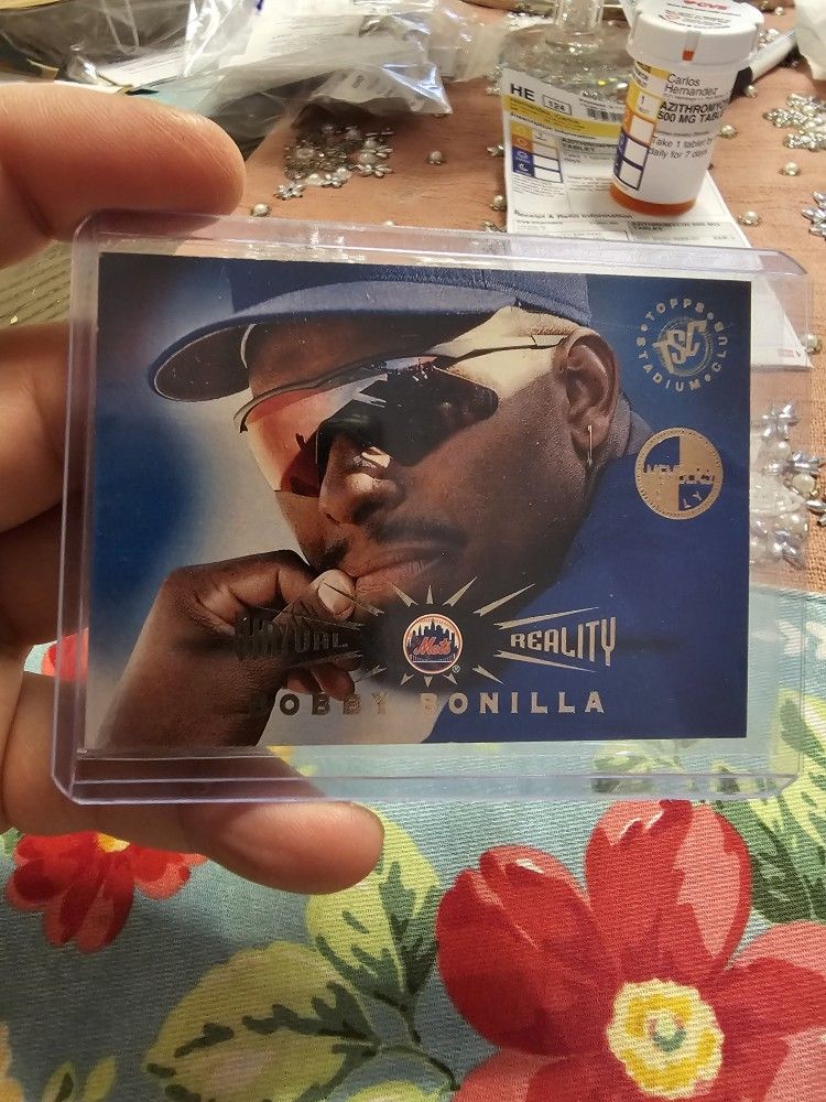 Bobby Bonilla New York Mets '95 Topps Stadium Club Members Only Virtual Reality Parallel Baseball Card '95 Topps Stadium Club Members Only Baseball Ca
