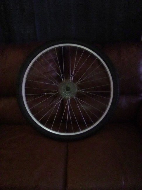 29 Inch Mountain Bike Rear Rim , tire And Tube For 18 Speed.