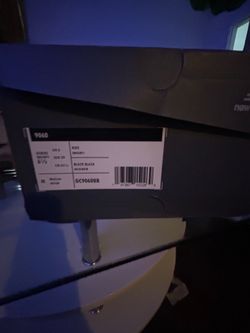 New Balance 9060 Black, Size 6.5, box included