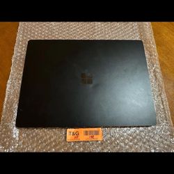 Microsoft Surface Laptop 3 13.5" (Intel i7, 16GB, 256GB) - Matte Black