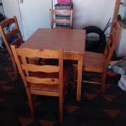 Smal Dining Table With Four Chairs