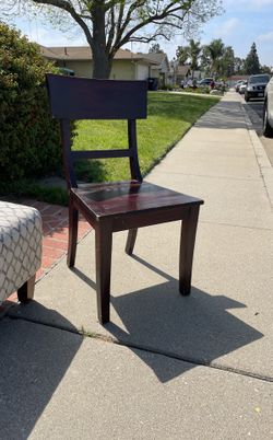 6 Wooden Chairs World Market Brand $30each (valued $125)