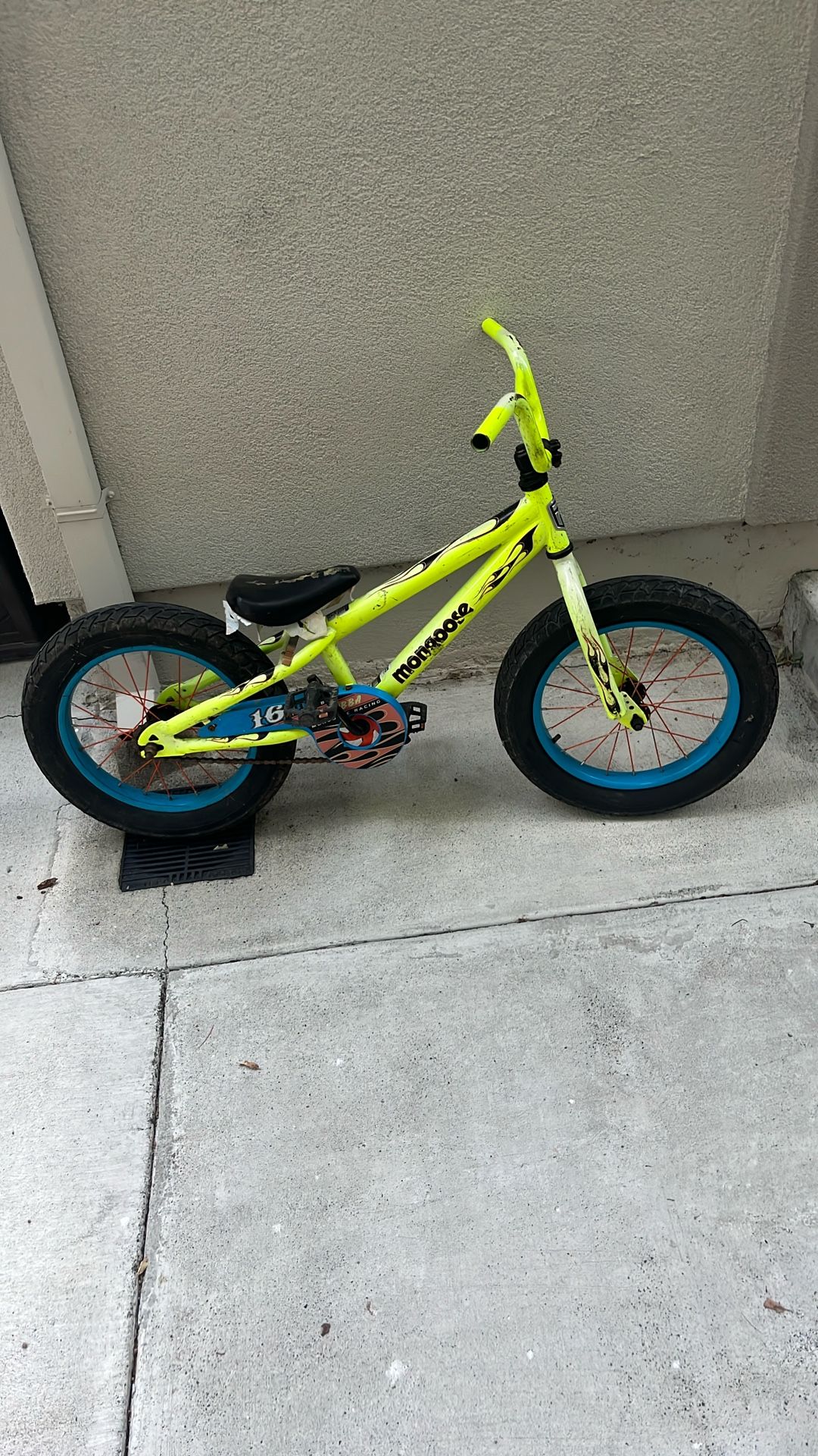 16” Mongoose Lil Bubba Neon Yellow