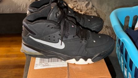 SHOES FOR SALE-  1993-94: Nike Men's Air Force Max Basketball Shoes Charles Barkley Black/Cool Grey Size 11